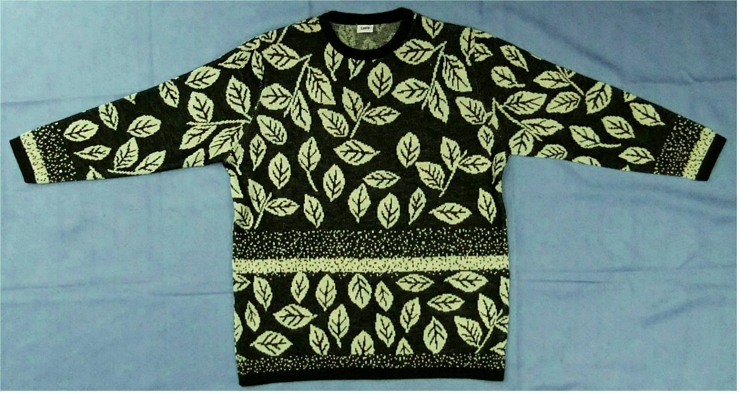 Damen-Pullover von Lucia - dunkelgrün mit hellgrünem Blätter-Motiv - Größe 42