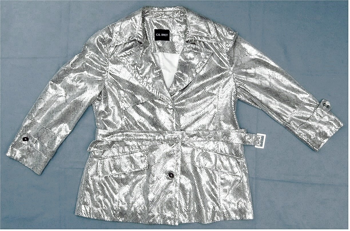 Gil Bret Damen-Jacke mit glitzerndem Netzmuster - Farbe metallic / siber - Größe 44