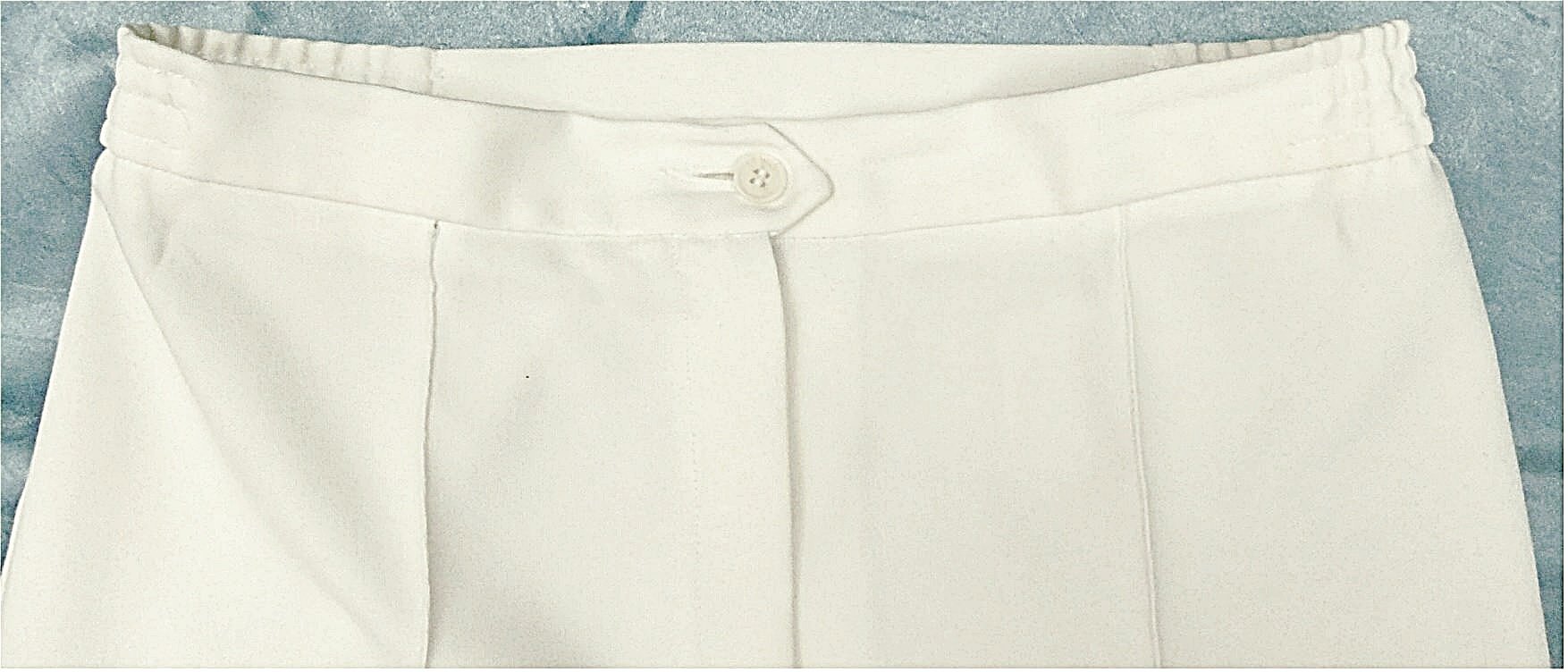 Steghose / Bundfalten-Hose - hellgelblichweiß - etwa Größe 40