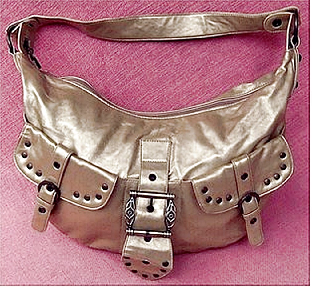 Damen-Handtasche hell goldfarbig - Mit vorderen Nieten- / Gurt-Applikationen - Aus Syntetik