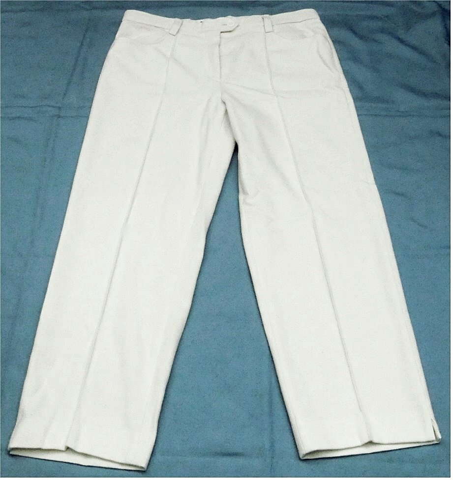 Michele Bundfalten-Hose cremeweiß - Größe 40 - Mit flauschigem Schurwollstoff