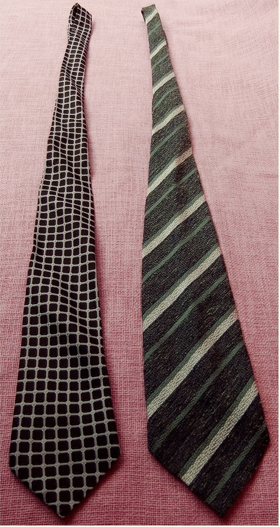 2 Herren-Krawatten ( Exclusive - Trevira ) aus Polyester - gestreift und kariert