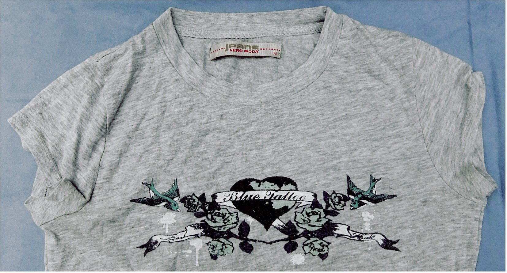 Ärmelloses T-Shirt von Jeans Vero Moda - Größe M - grau mit Muster und Aufschrift