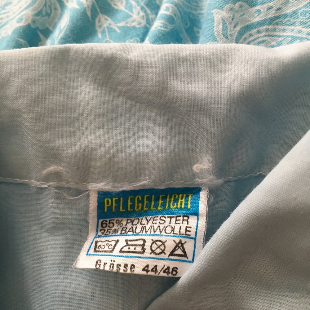 *Vintage* Leichtes Nachthemd/ Kleid in Hellblau mit Lochstickereien
