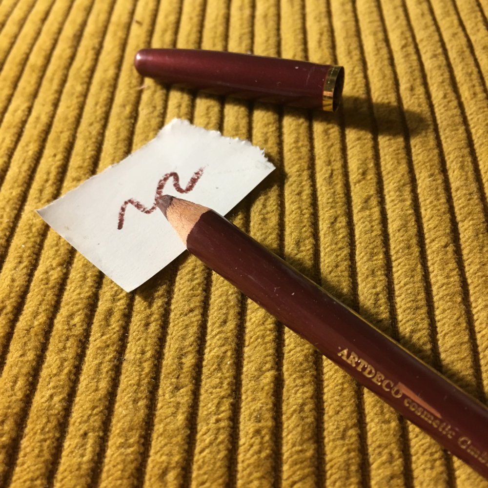 Artdeco Lip Liner 75 - dunkles Rot/Braun