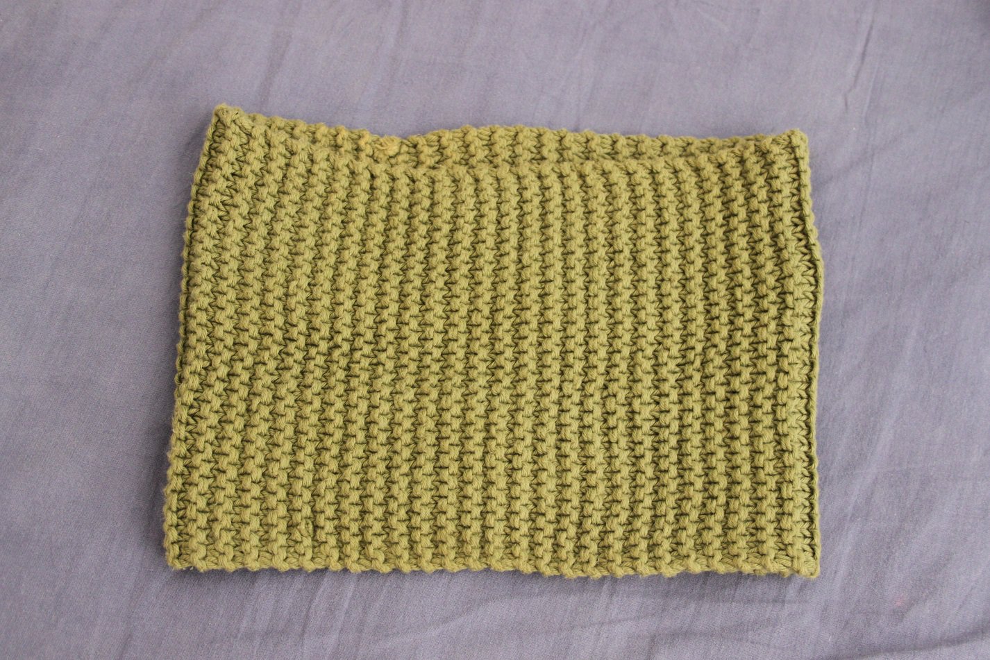 Strickware: Schal/ Kragen/ Stirnband/ Kopfschmuck a la Turban in schönem Grün 