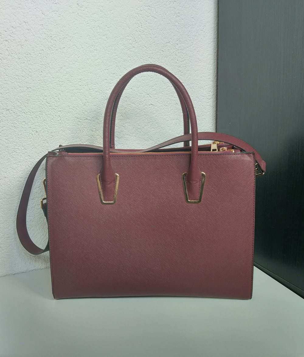 Bordeauxfarbene Handtasche von H&M