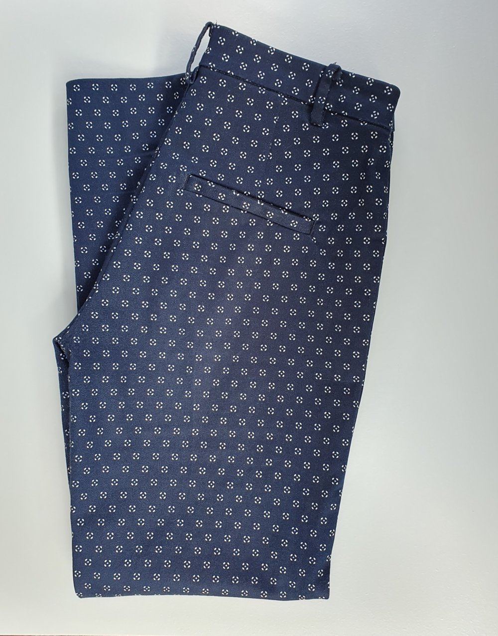 Blaue Chino mit Muster 7/8 von H&M Größe S