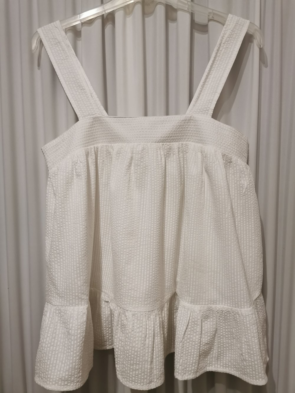 Niedliches, weißes Träger-Hemdchen von H&M in Größe S