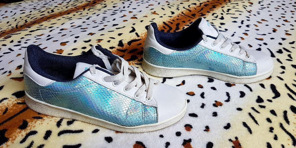 Schuhe von 