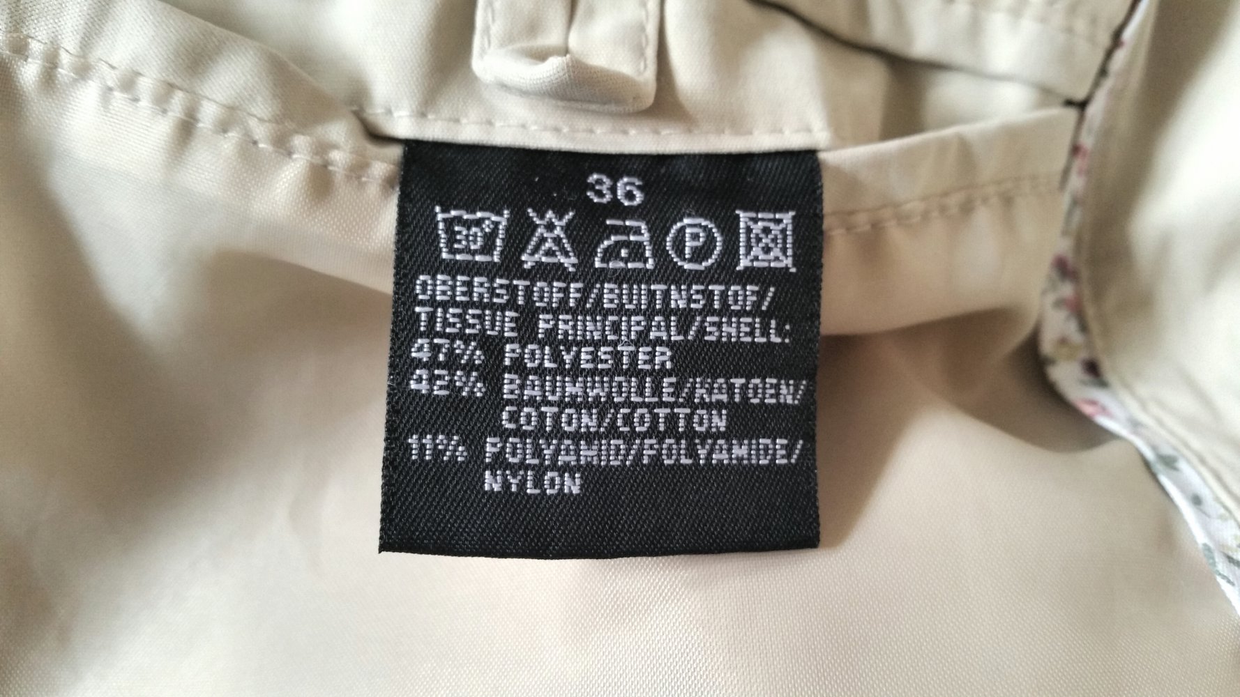 Jacke Freizeit Wandern Trekking Gr. 36 helles beige Montego 