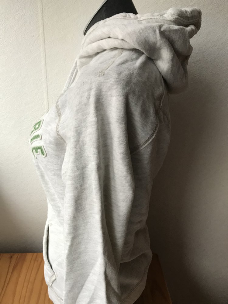 Hellgrau melierter Kapuzenpulli von Abercrombie 
