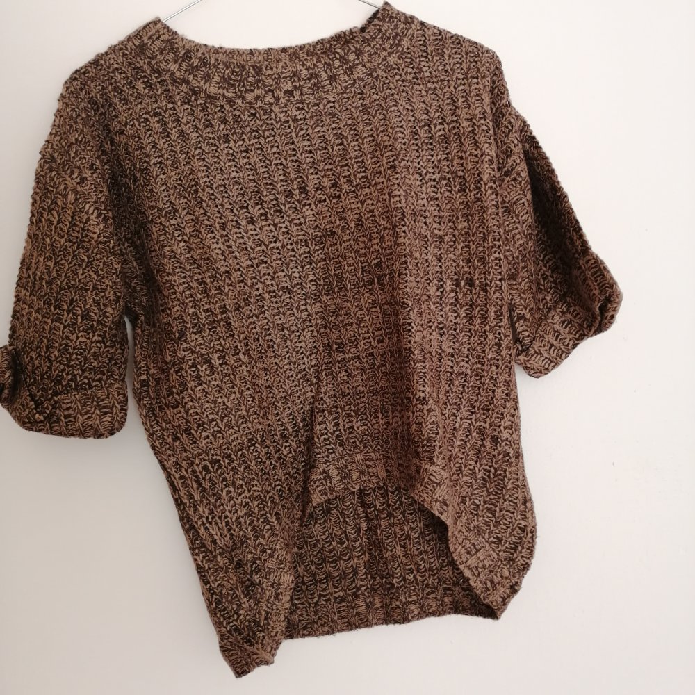 Brauner Kuschel Pullover gestricktes Muster 