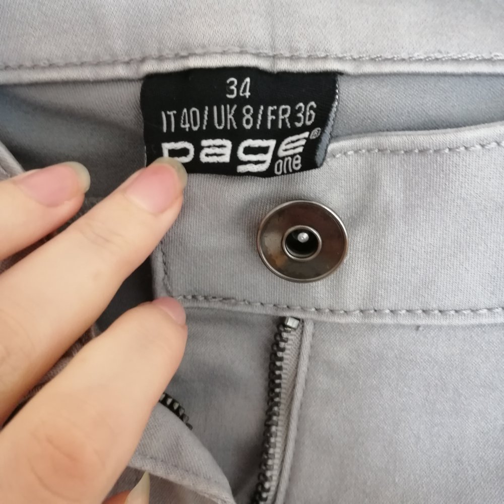 Schicke graue Hose