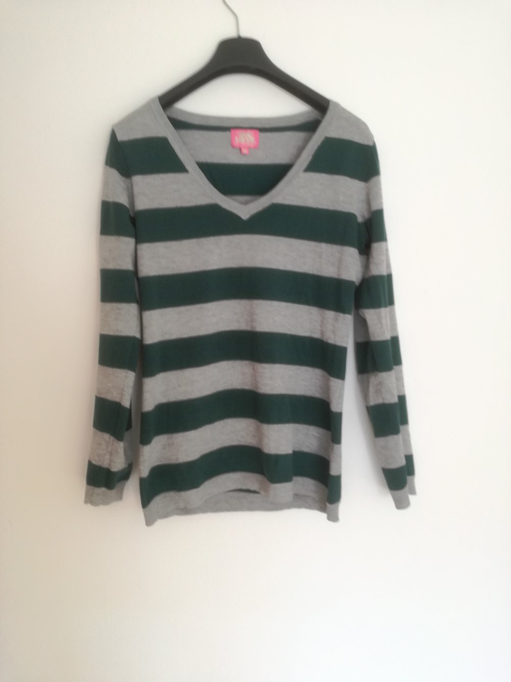Grün Grau gestreifter Pullover