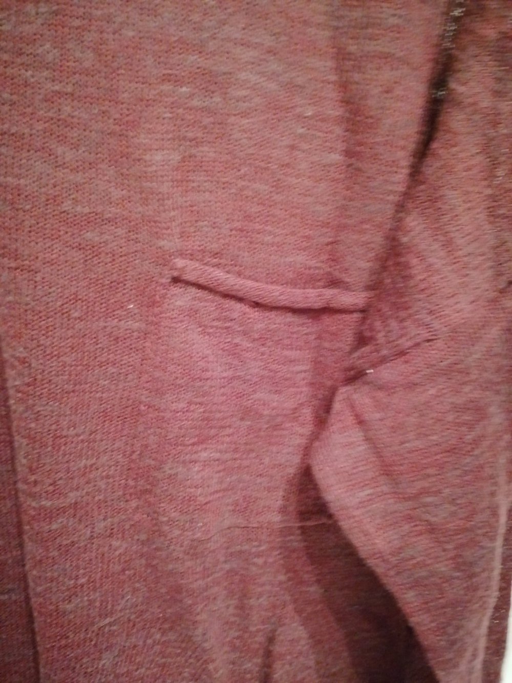 H&M Pullover mit Tasche dunkel rot