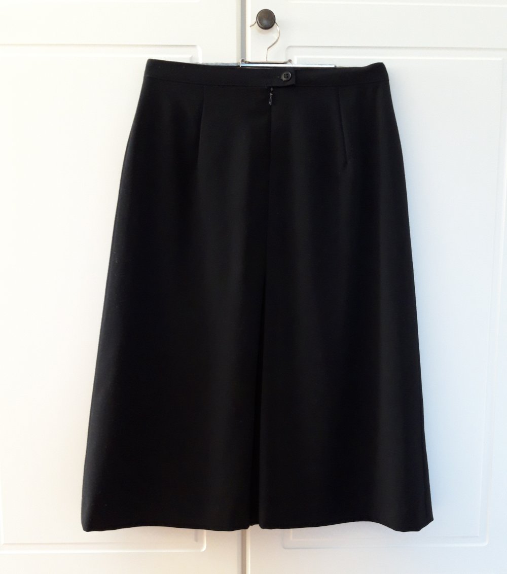 Schwarzer Vintage A-Linien-Rock