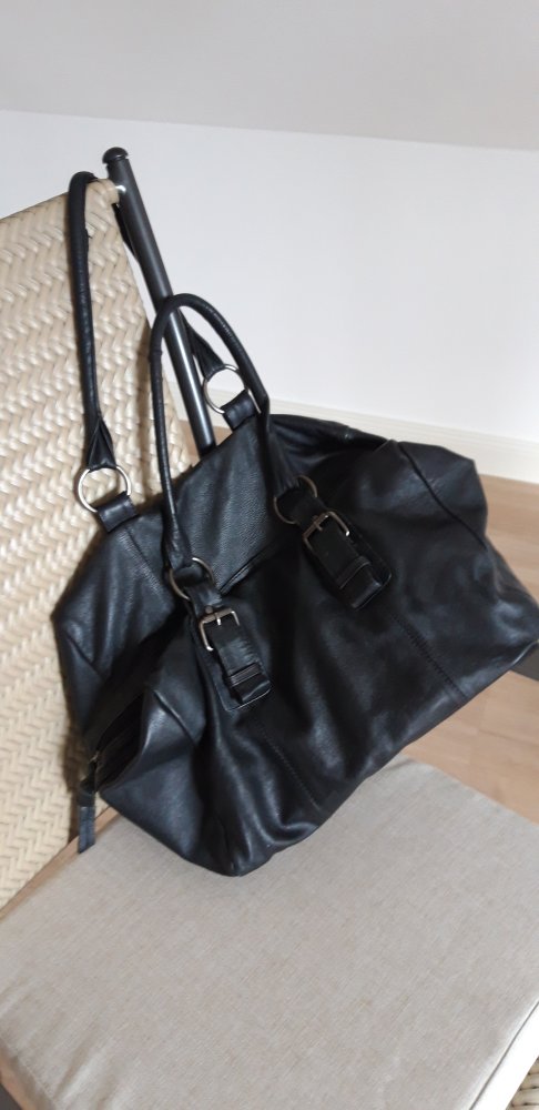 Große Tasche