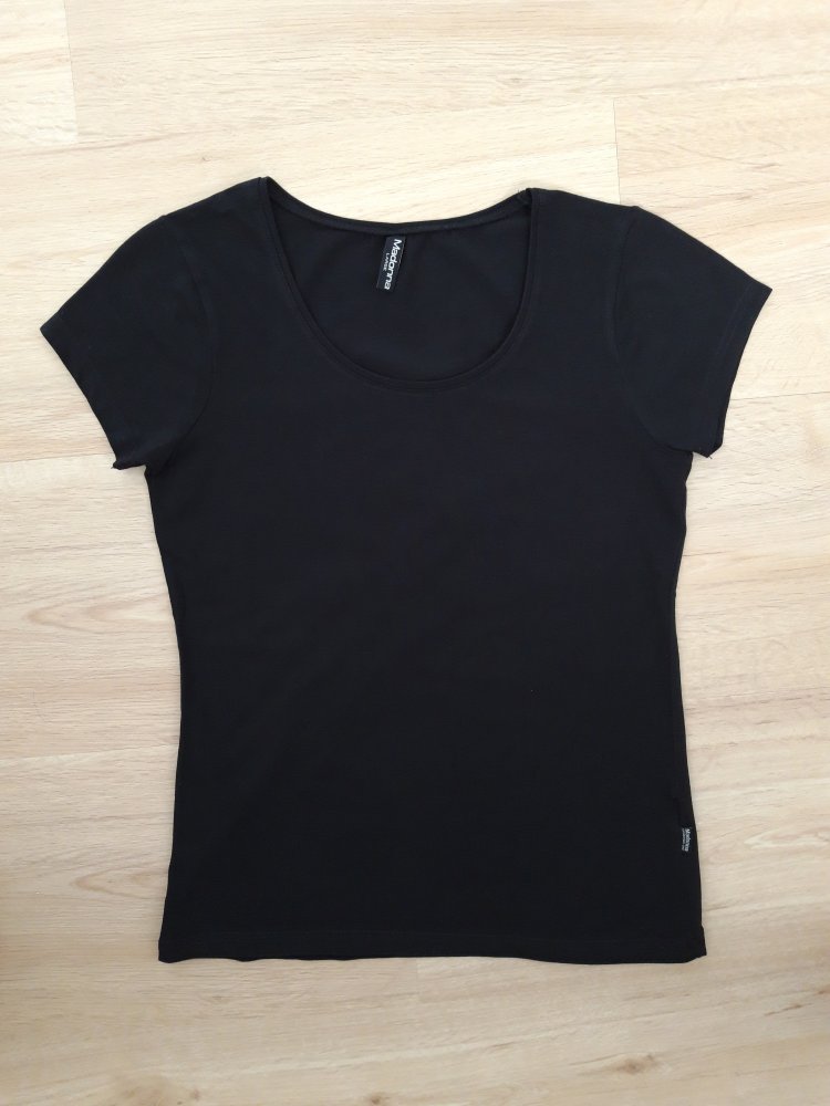 Basic T-Shirt in L