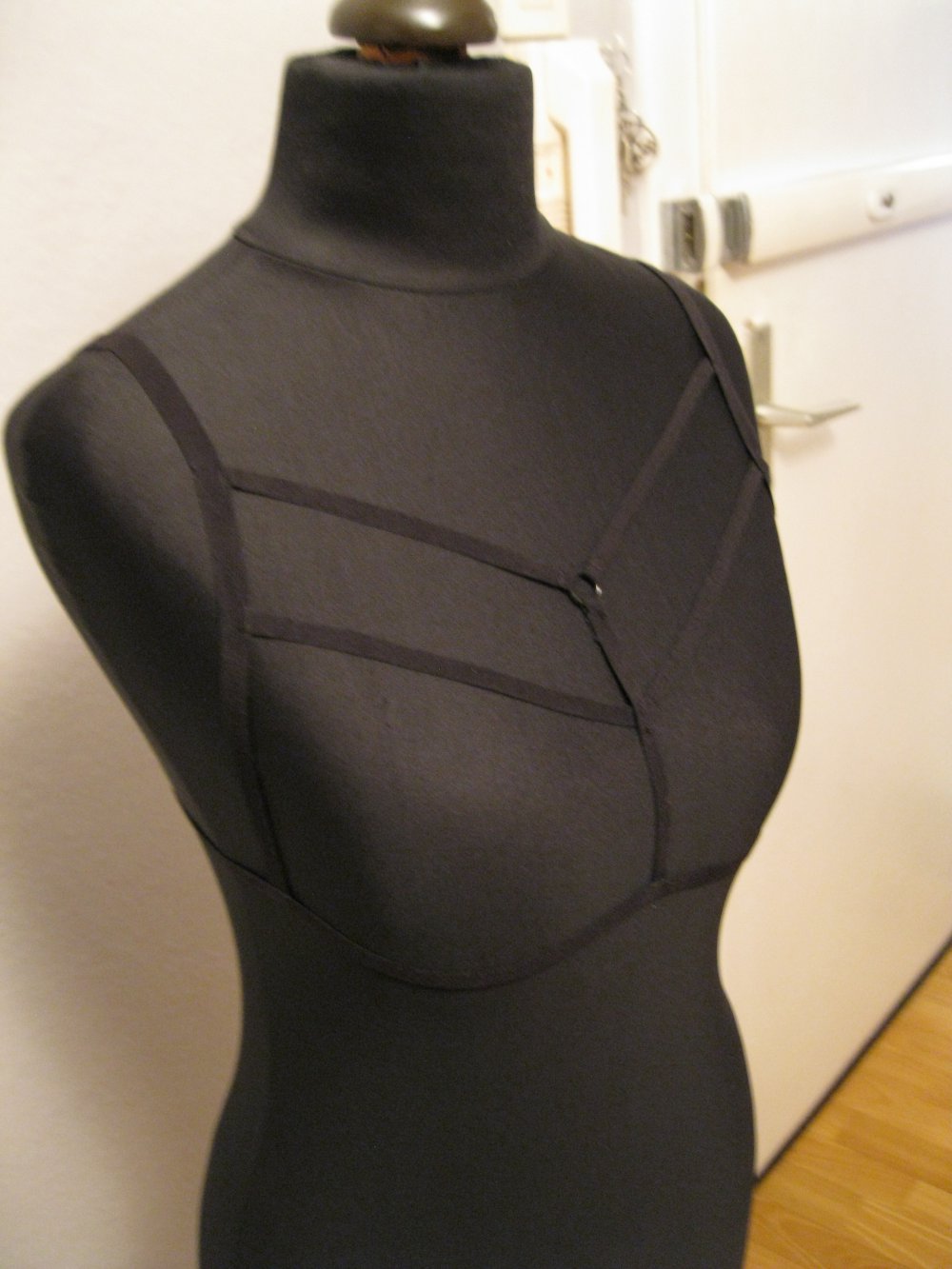 schwarzes Harness