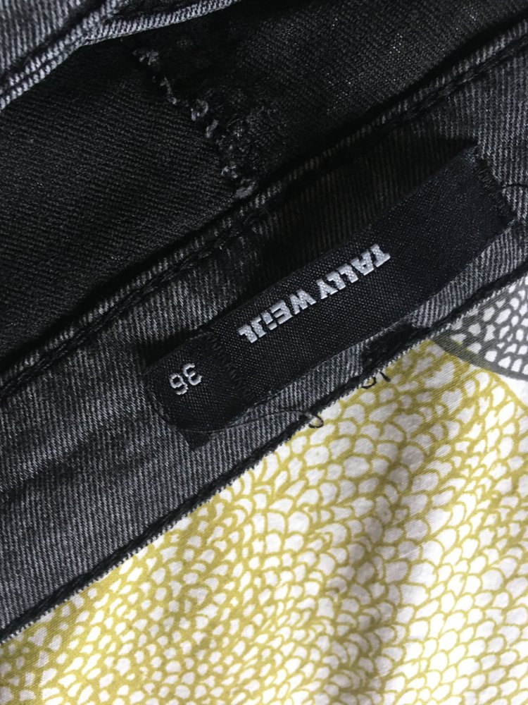 Graumelierte Jeans