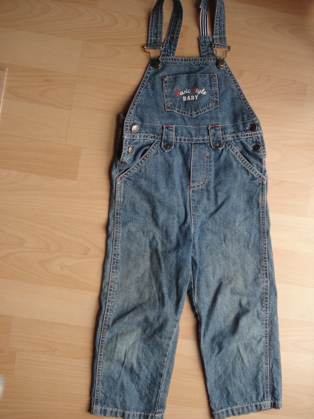 Latzhose