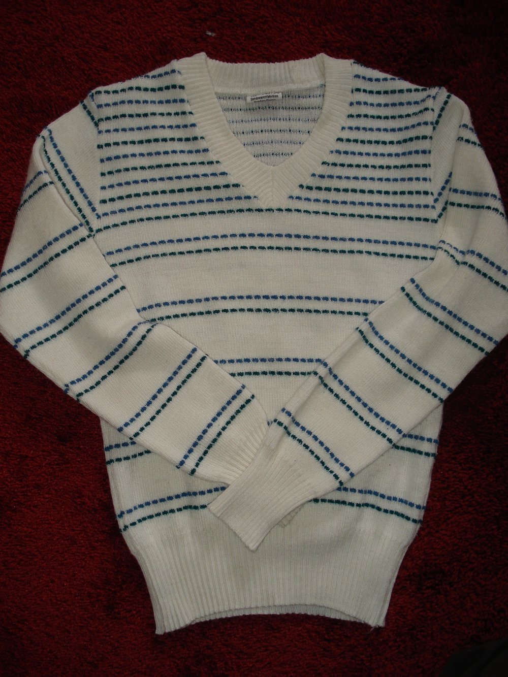 DDR-Pullover V-Ausschnitt