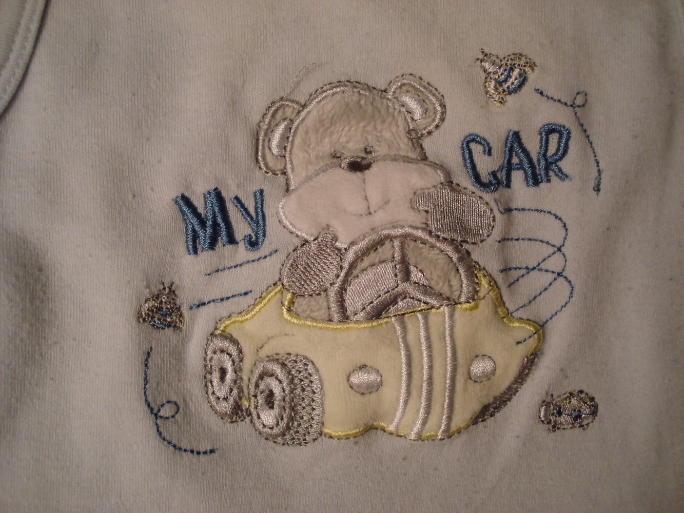 Strampler Auto Bär