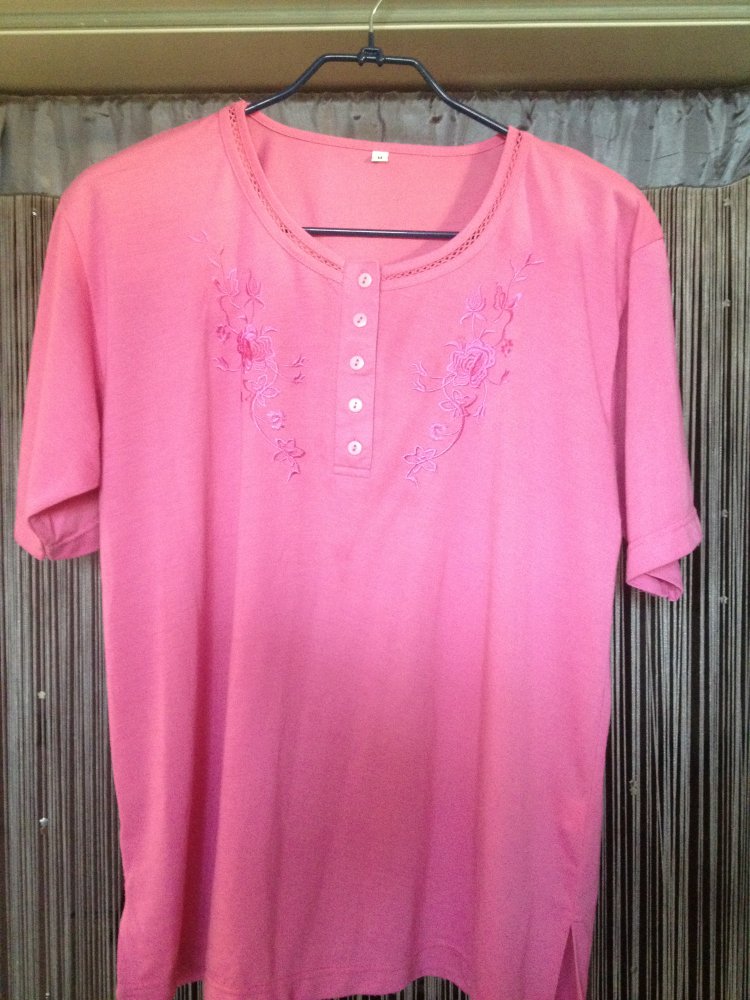 T-Shirt Gr. 42, Stickerei