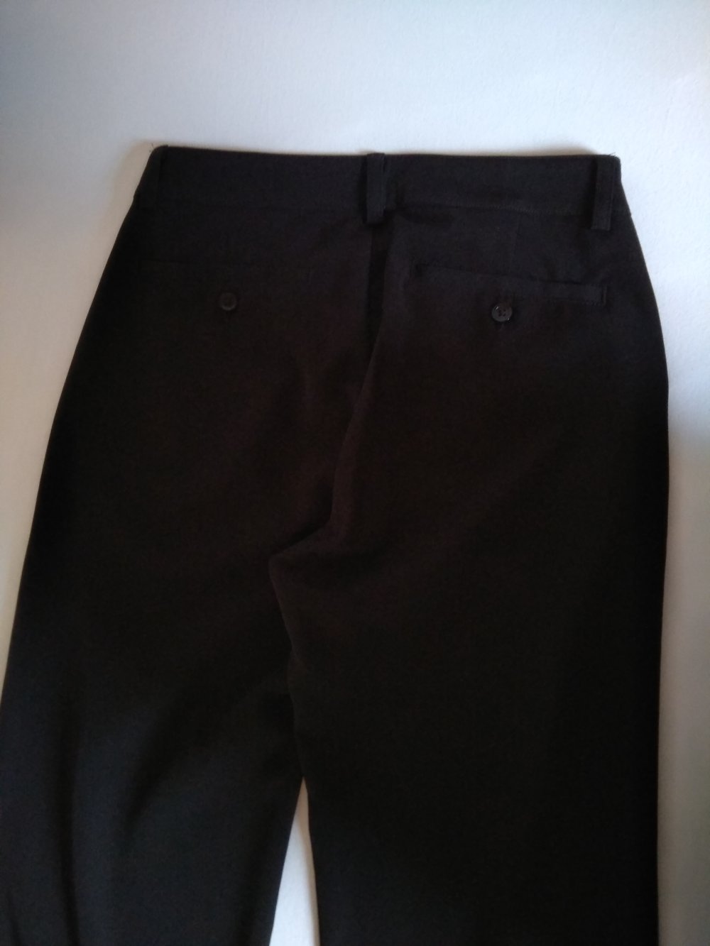 Schwarze weite Hose