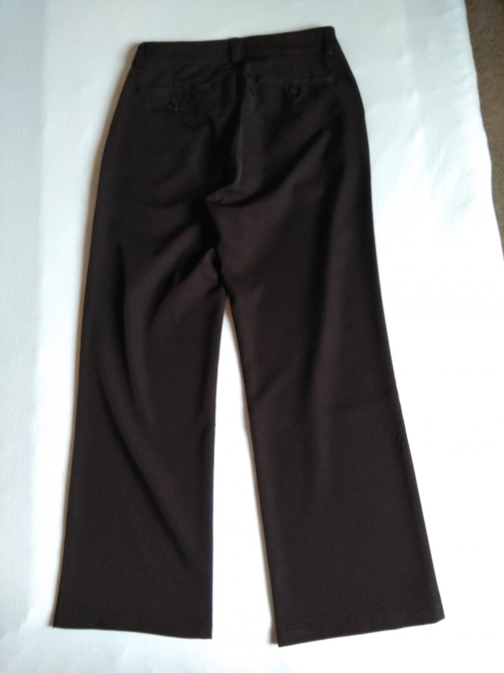 Schwarze weite Hose