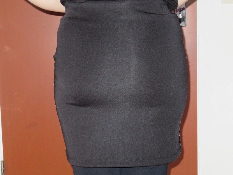 H&M Divided Strech-Rock schwarz mit Pailletten Größe L