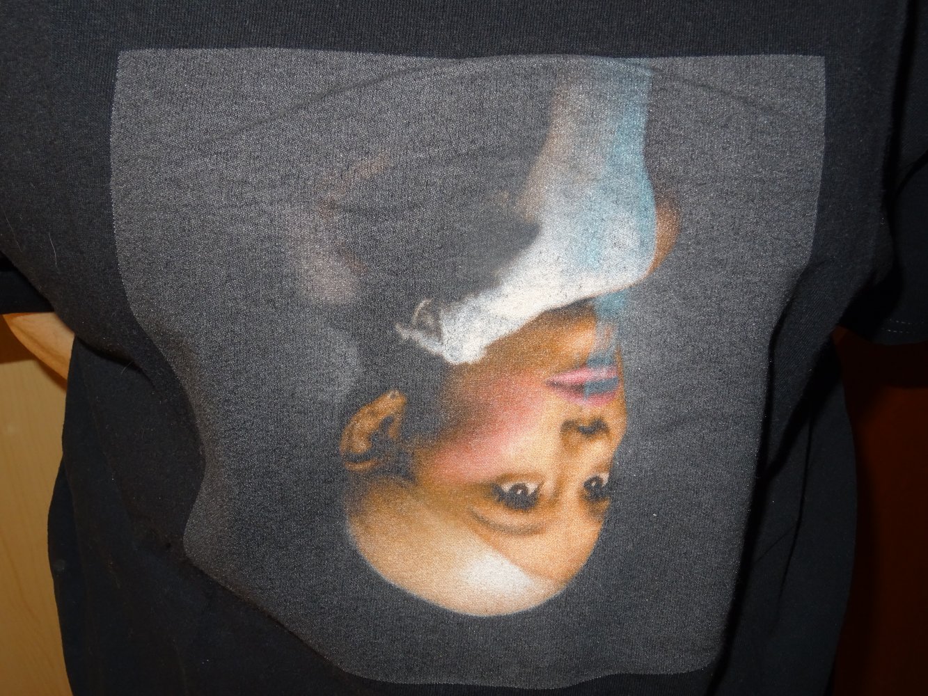 Ariane Grande  Tour Shirt Sweetener World Tour Größe L 