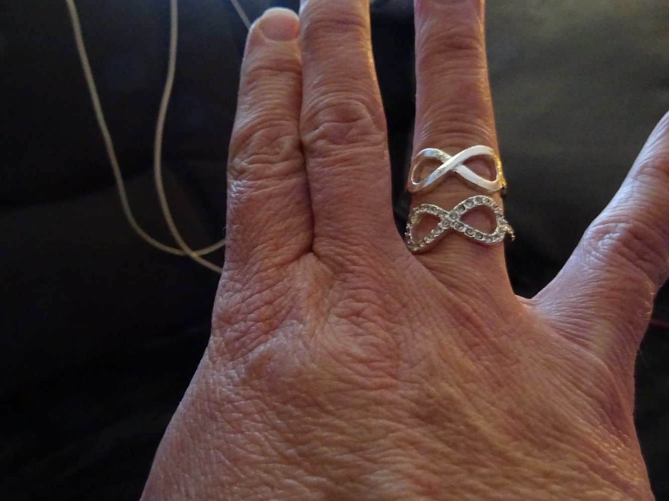 2 Infinity Ringe silber Modeschmuck SIX