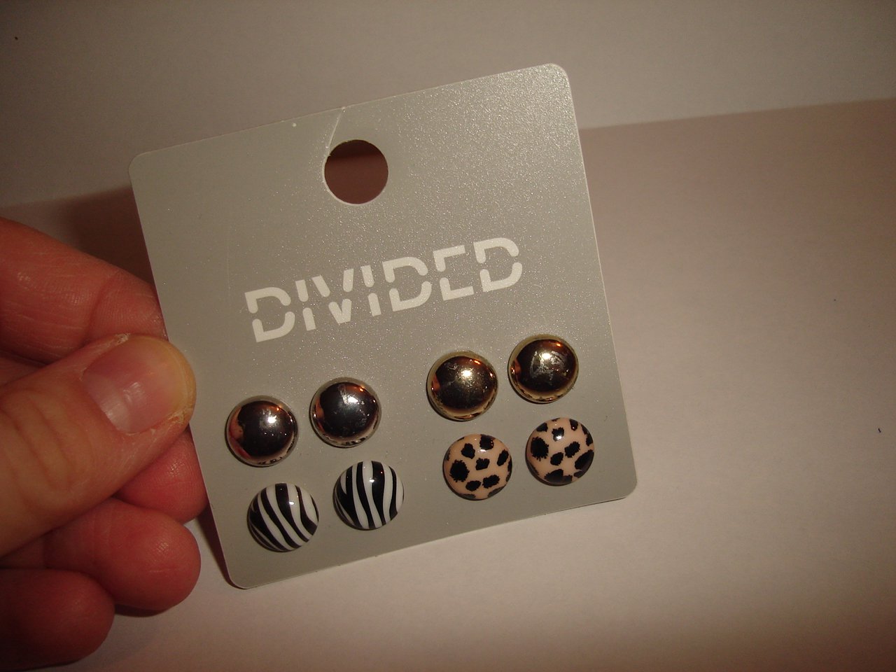 H&M 4 Ohrstecker Divided  