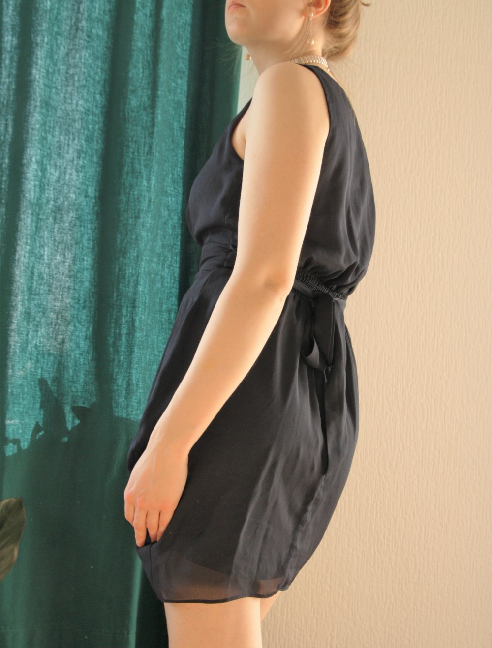 Dunkelblaues Kleid von Asos Gr S