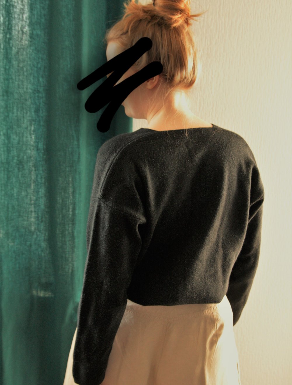 Schwarzer Pullover V-Ausschnitt
