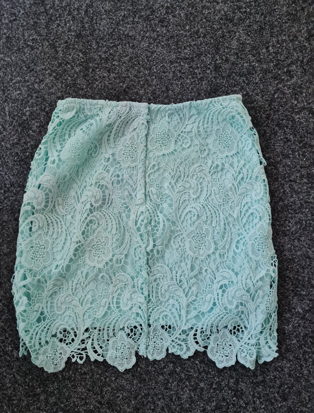 Mintfarbener Spitzenrock H&M