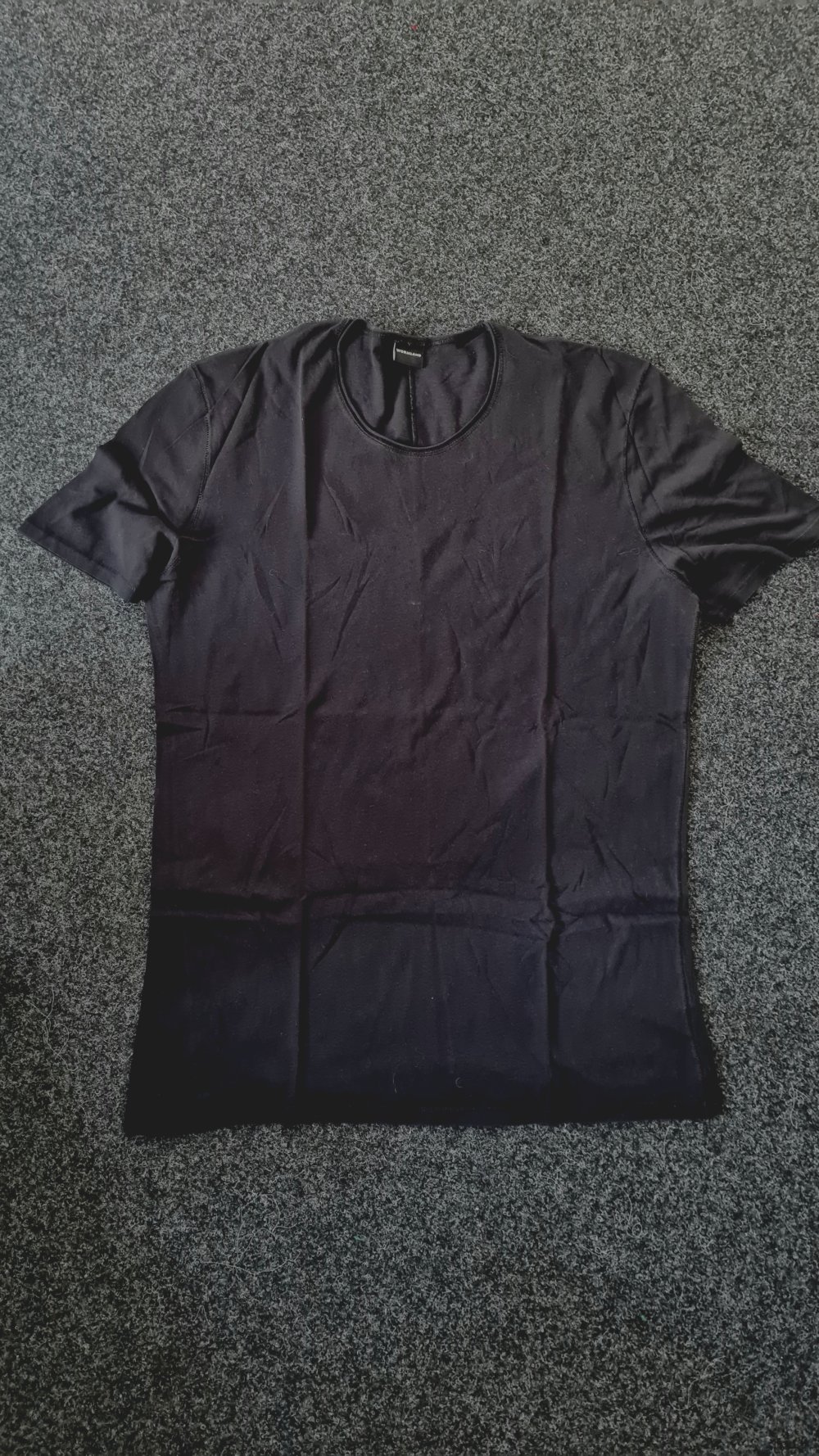 Schwarzes T-Shirt Wormland
