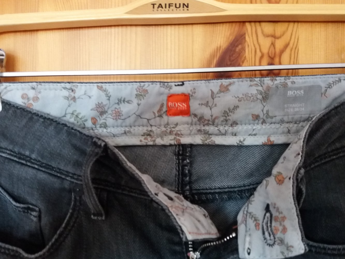 Hugo Boss Jeans schwarz Gr. 26/34