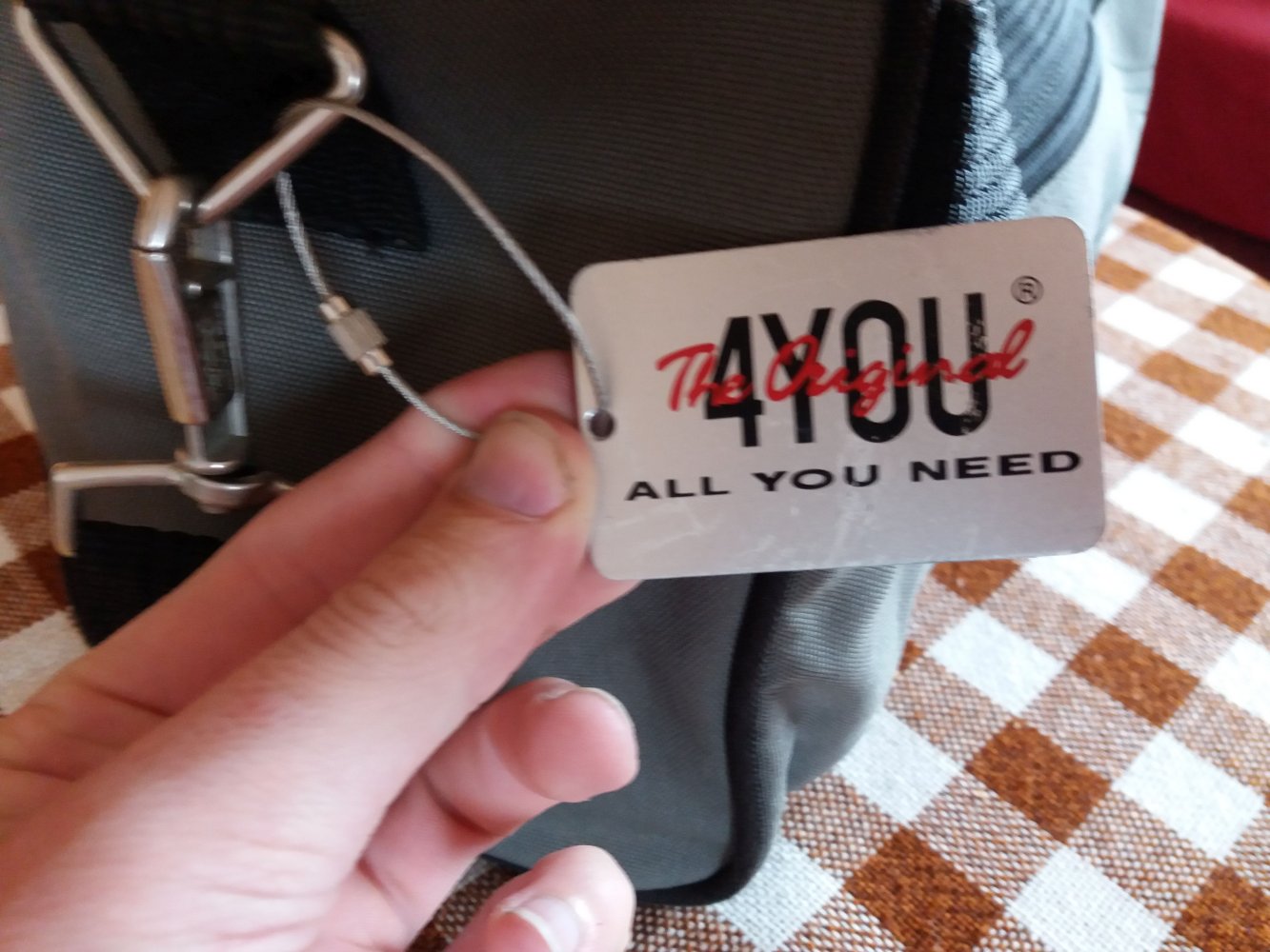 Umhängetasche von 4YOU mit abnehmbarem Umhängegurt