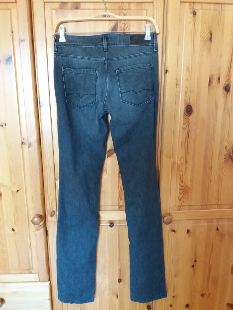 Hugo Boss Jeans schwarz Gr. 26/34