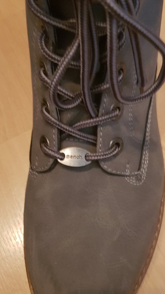 Graue Boots