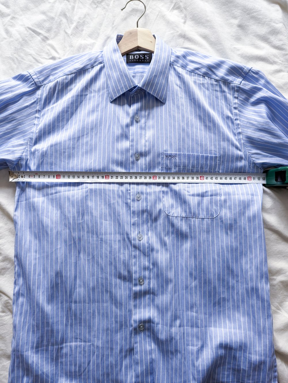 Hugo Boss Herren Hemd Gr. L (16) / blau weiß gestreift / Feste Baumwolle