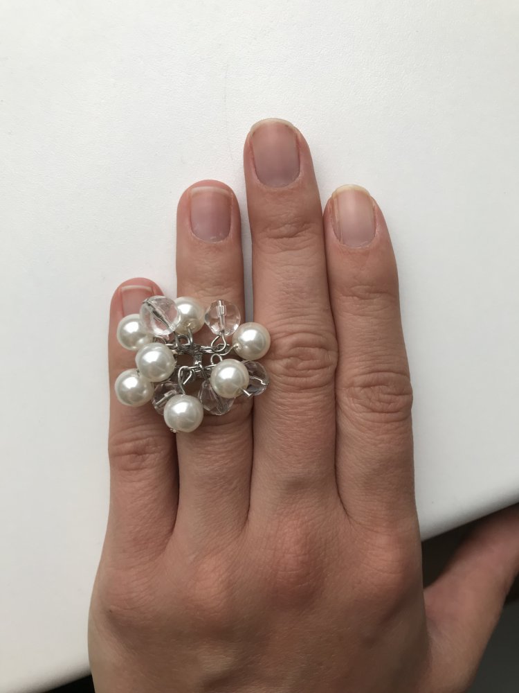 Ring silber mit weißen Perlen NEU