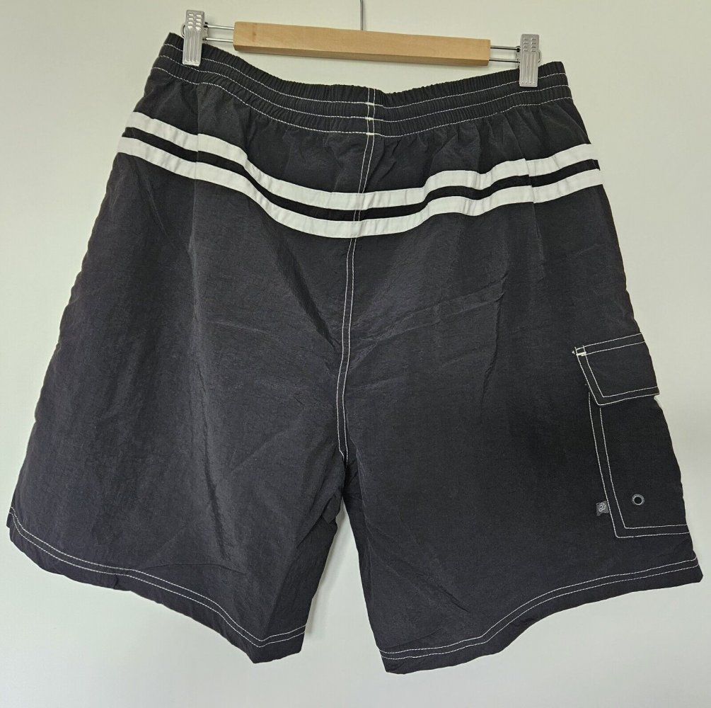bugatti® -Herren Badeshorts Gr. XL in schwarz (Neu)