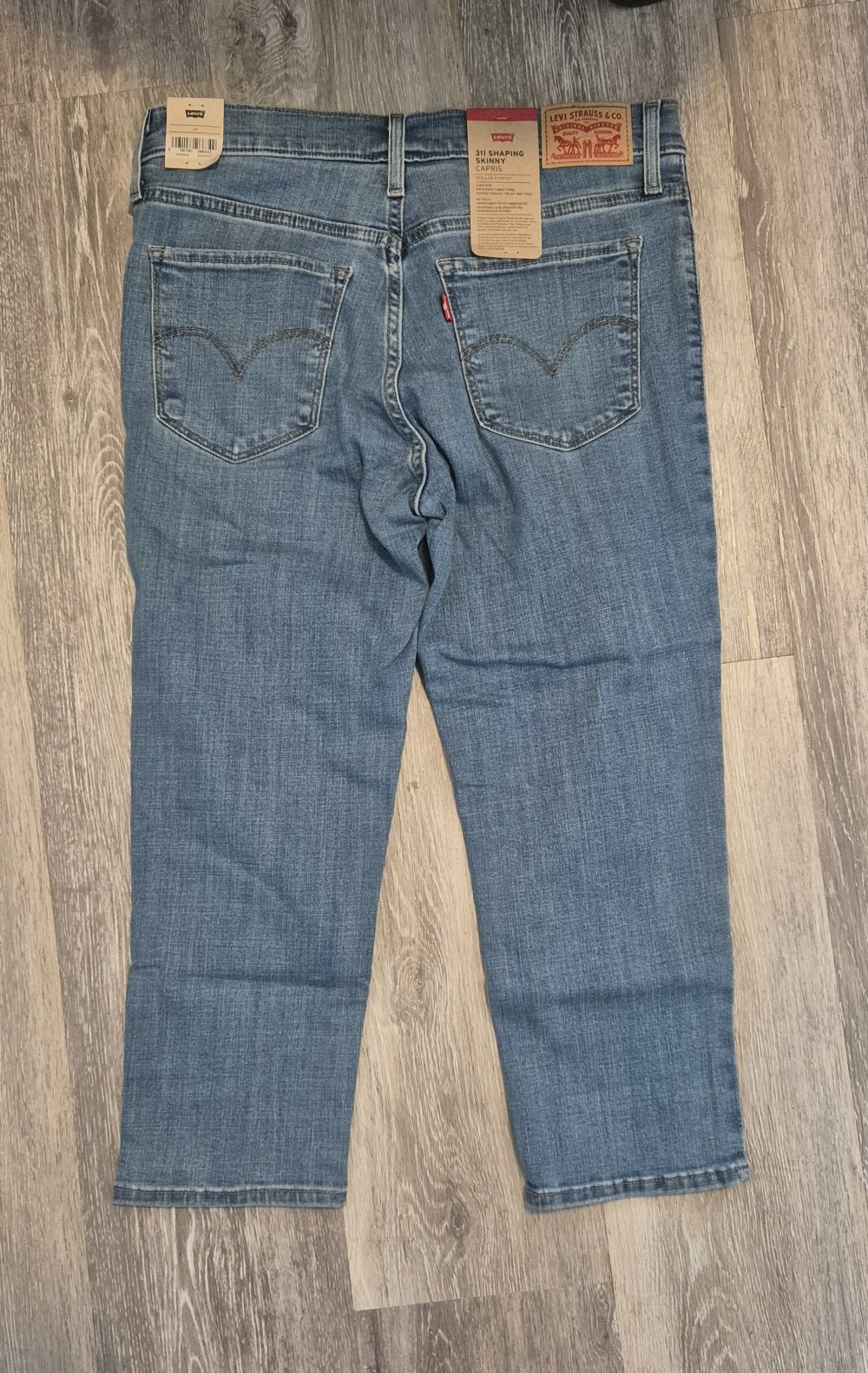 Damen Levi's 311™ Shaping Skinny Capri Jeans Gr. 29 W blau (NEU) Hose 5-Pocket