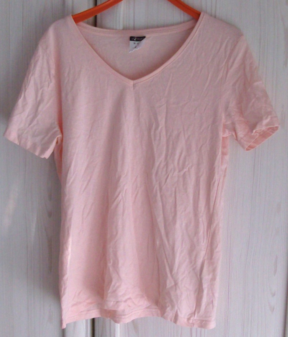 neu & ungetragen: rosa Damen T-Shirt Up2Fashion Größe S; V-Ausschnitt, mit kurzen Ärmeln,  nicht so eng, gute Größe, mega-bequem, tolle, sehr angenehme Stoff-Qualität