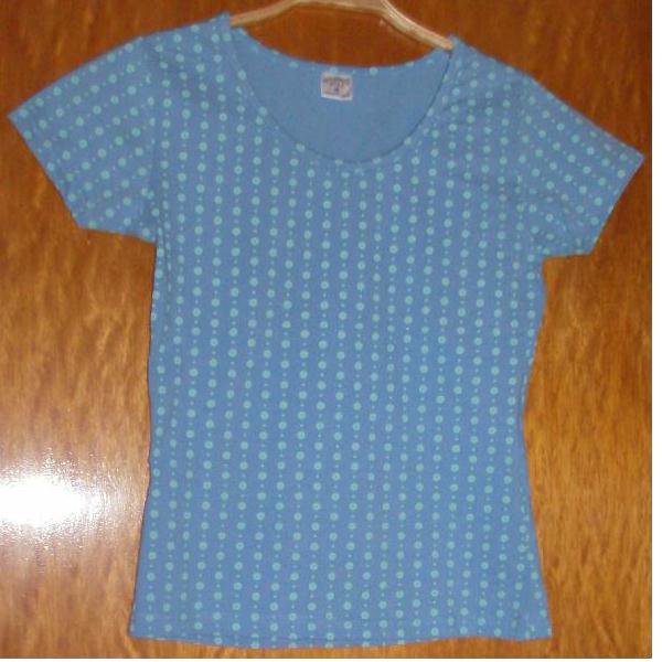 neu schön Damen Shirt T-Shirt Oberteil blau Blümchendruck, 36/38,eng geschnitten