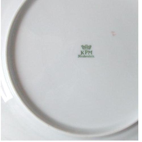 Von KPM Fürstenstein (= Rosenthal / Krister, Waldenburg, Schlesien, 1925 bis 1945) = Königliche Porzellanmanufaktur: antikes Porzellan  11 (elf Stück) schöne tiefe Teller (= Suppenteller, auch als Tafelteller nutzbar